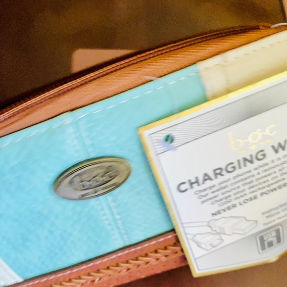 b.o.c wallet, wrist purse, etc. NWT - Picture 3 of 7